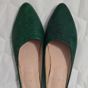NEW! Elegant Green Leather Women's Slip-On Shoes